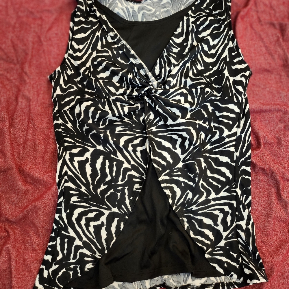 Only Black and White Asymmetrical Tie Front Tank Top